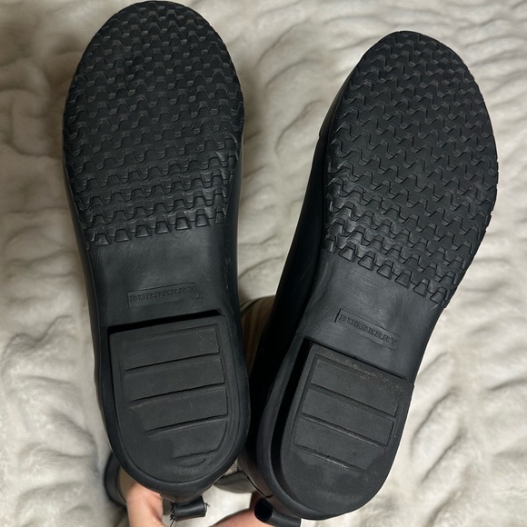 Burberry Woman’s Rainboots - Picture 4 of 4